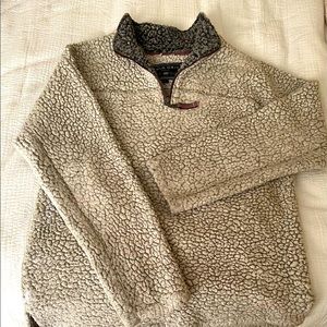 Women’s Medium True Grit 1/4 zip